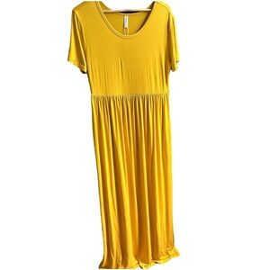 Yellow Maxi Dress with Short Sleeves - Casual Everyday